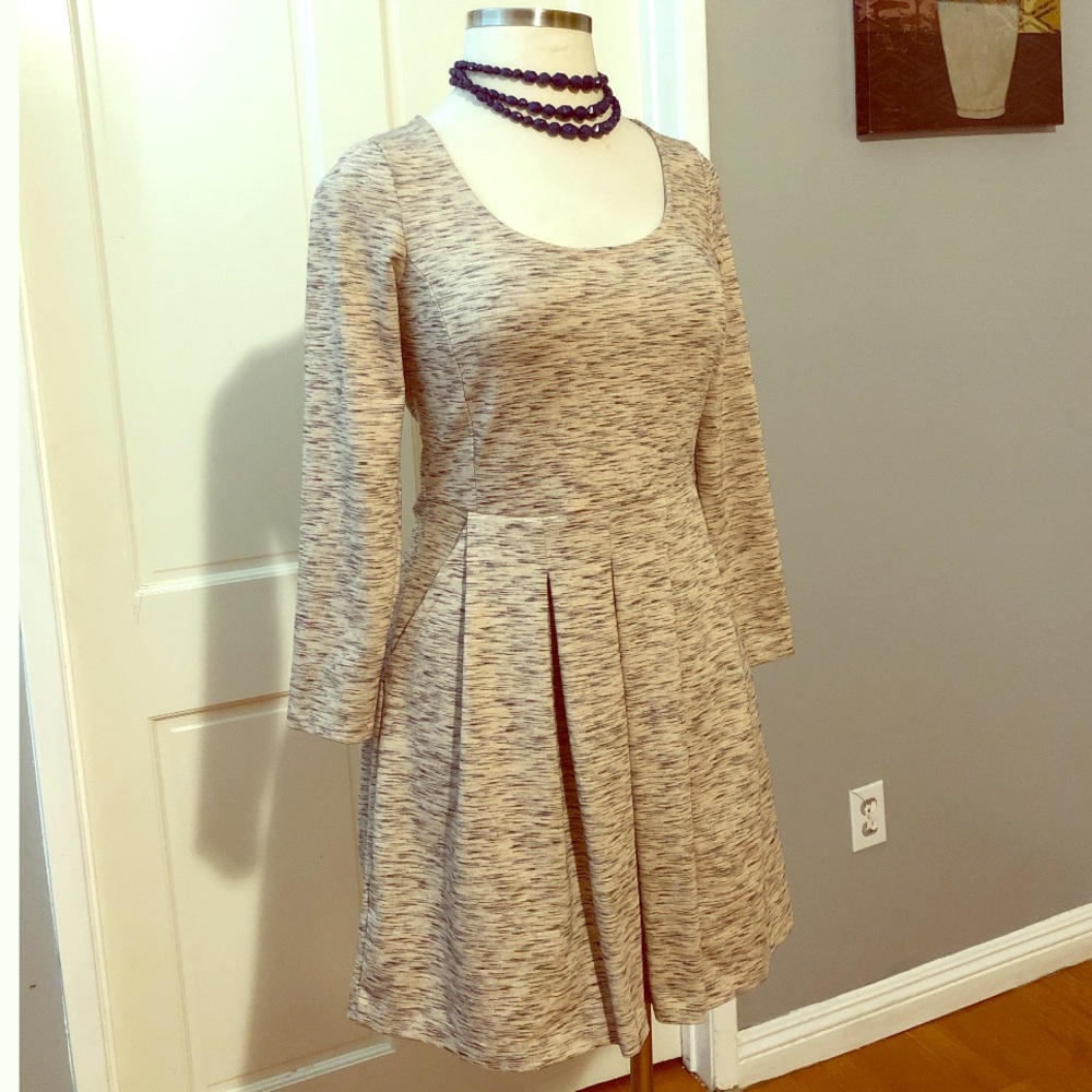 H&M Pleated Skater Dress size Large